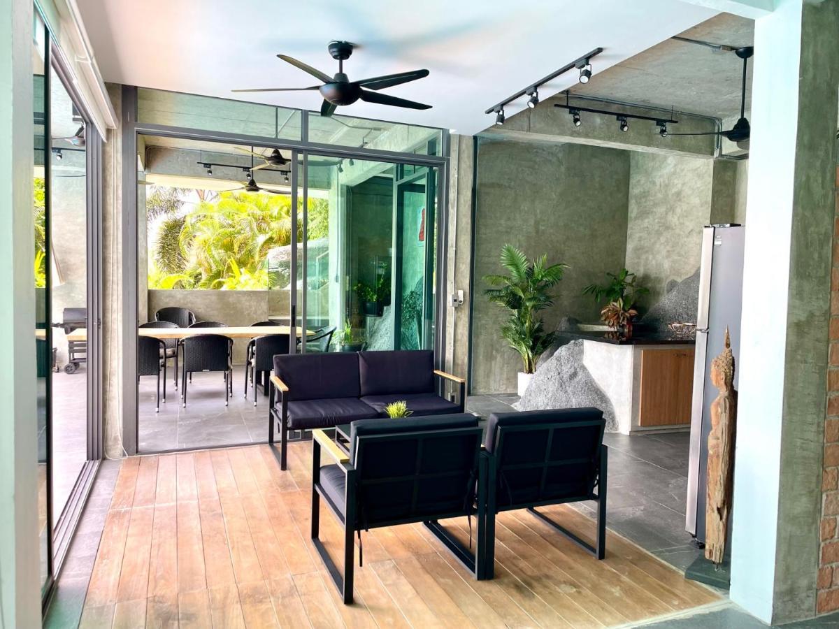 Baan Saint-Tropez Seaview Villas Kata Beach מראה חיצוני תמונה