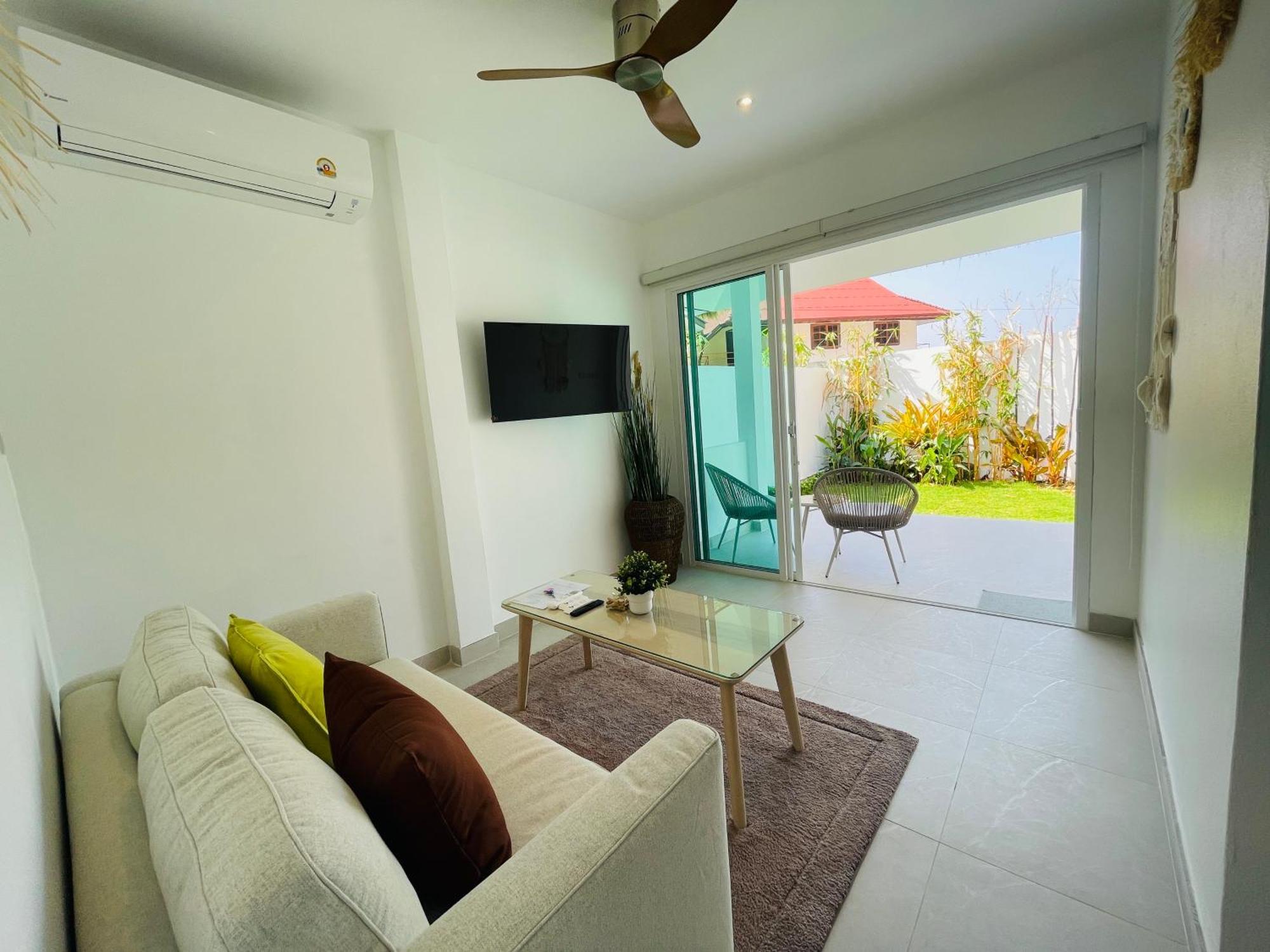 Baan Saint-Tropez Seaview Villas Kata Beach מראה חיצוני תמונה