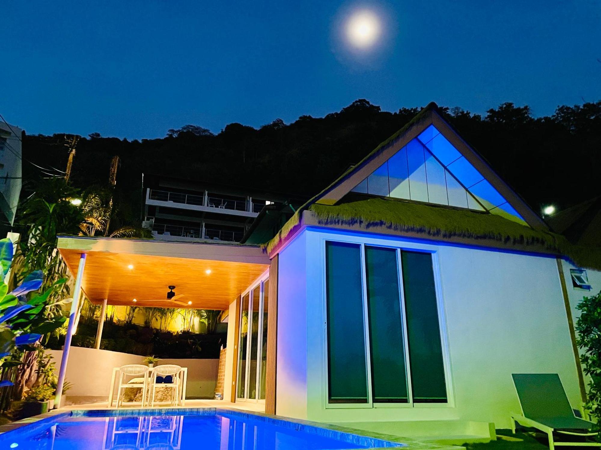 Baan Saint-Tropez Seaview Villas Kata Beach מראה חיצוני תמונה