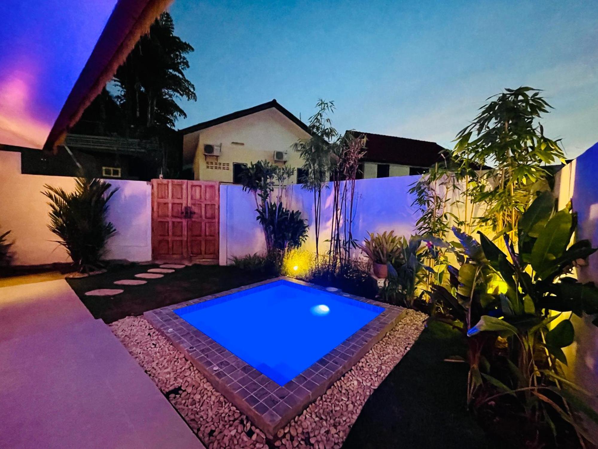 Baan Saint-Tropez Seaview Villas Kata Beach מראה חיצוני תמונה