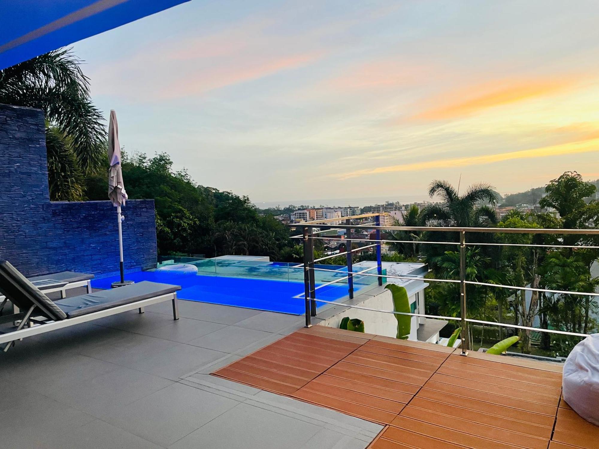 Baan Saint-Tropez Seaview Villas Kata Beach מראה חיצוני תמונה